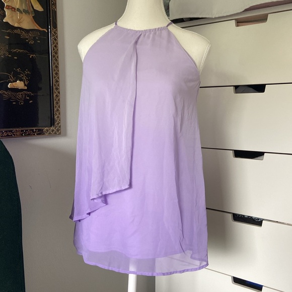 Le Chateau sleeveless halter tie up top - Picture 2 of 3